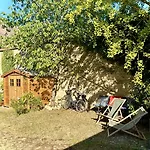 Lägenhet Le Joli Jardin Face A L'abbaye *